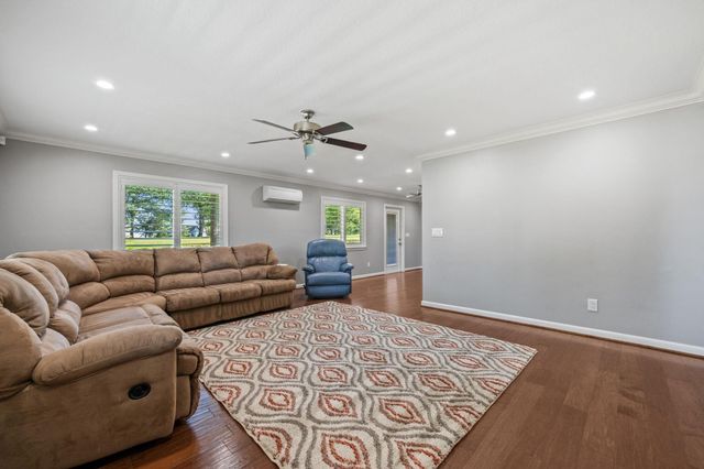 271 Jennings Lane, Livingston, TX 77351