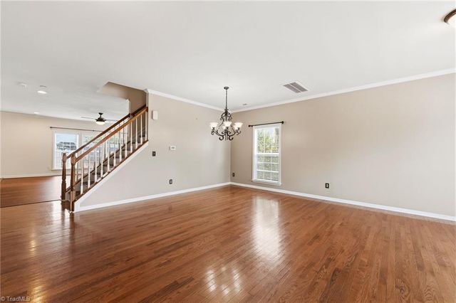 195 Creeks Edge Court, Clemmons, NC 27012