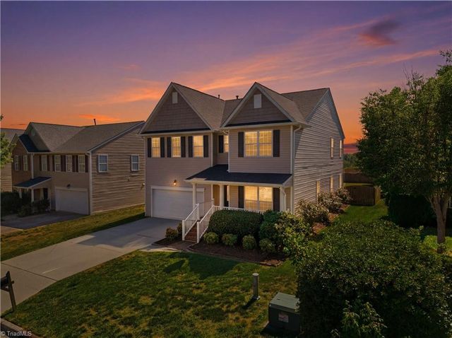 195 Creeks Edge Court, Clemmons, NC 27012