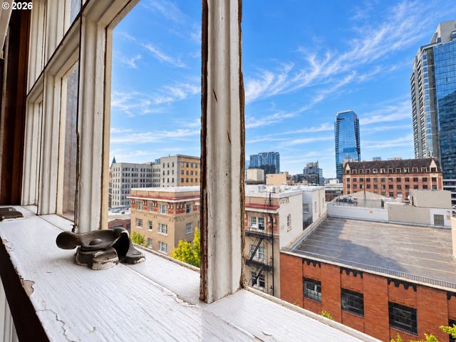 1005 Sw PARK Ave 703, Portland, OR 97205