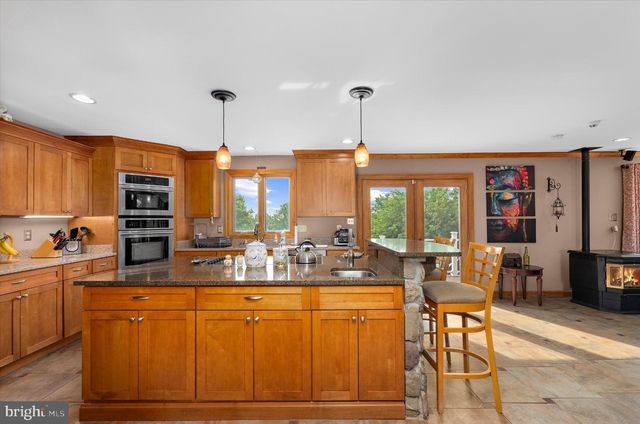 2067 OLD WASHINGTON RD, Westminster, MD 21157