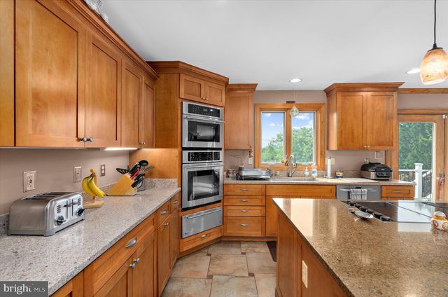 2067 OLD WASHINGTON RD, Westminster, MD 21157