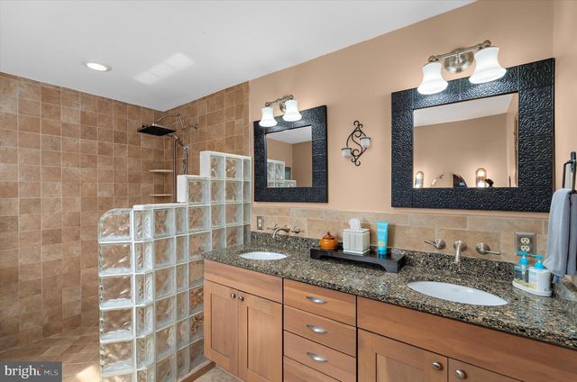 2067 OLD WASHINGTON RD, Westminster, MD 21157