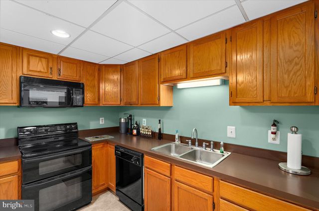 2067 OLD WASHINGTON RD, Westminster, MD 21157
