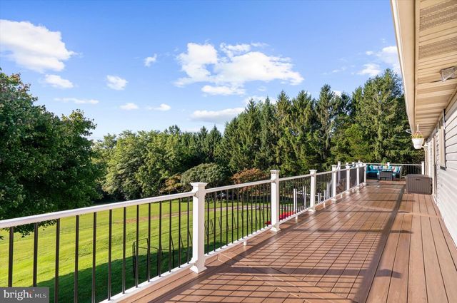 2067 OLD WASHINGTON RD, Westminster, MD 21157