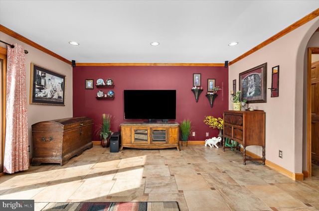 2067 OLD WASHINGTON RD, Westminster, MD 21157