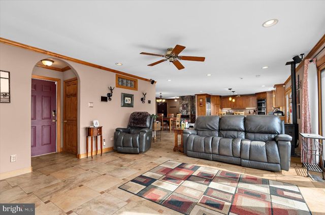 2067 OLD WASHINGTON RD, Westminster, MD 21157
