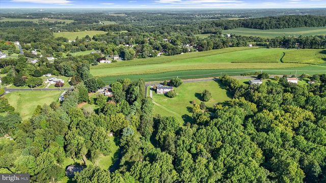 2067 OLD WASHINGTON RD, Westminster, MD 21157