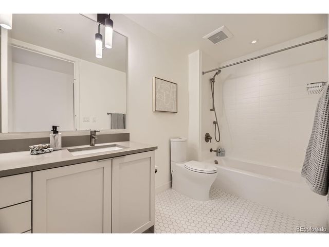 1750 Wewatta St 704, Denver, CO 80202