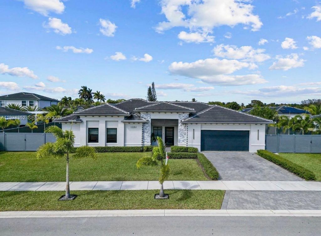 13351 SW 190th Street, Miami, FL 33177