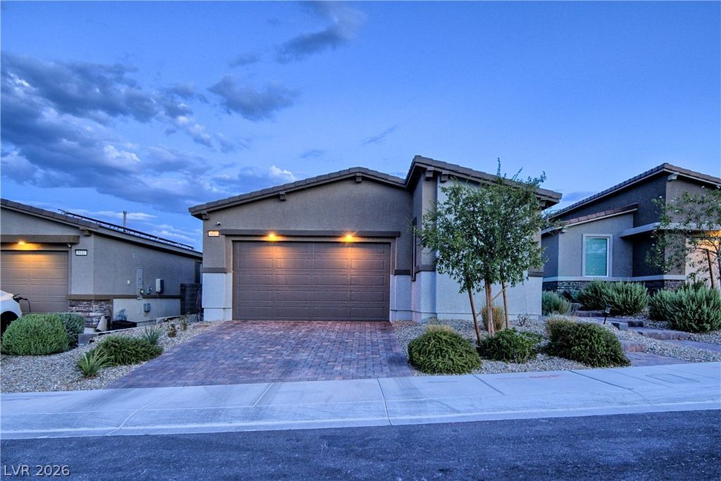 9447 Elmhurst Ridge Avenue, Las Vegas, NV 89143 — exterior