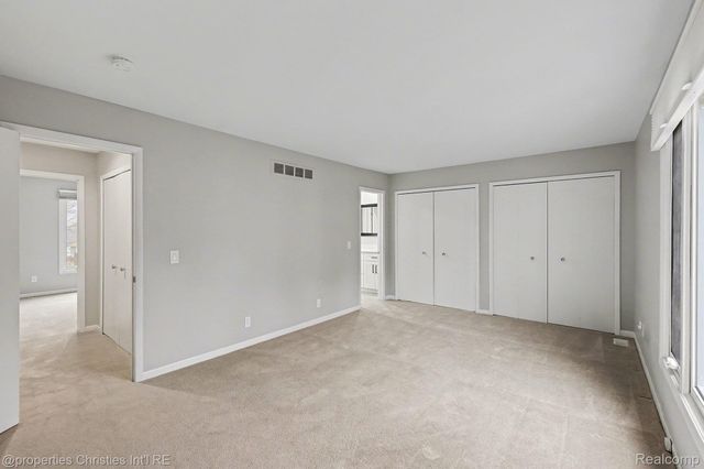 5143 Woodlands Drive, Bloomfield Hills, MI 48302