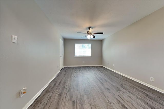 29439 Fox River Drive, Spring, TX 77386