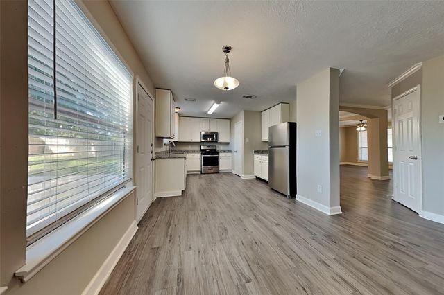 29439 Fox River Drive, Spring, TX 77386