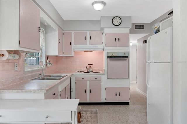 1719 CARDINAL DRIVE, Clearwater, FL 33759