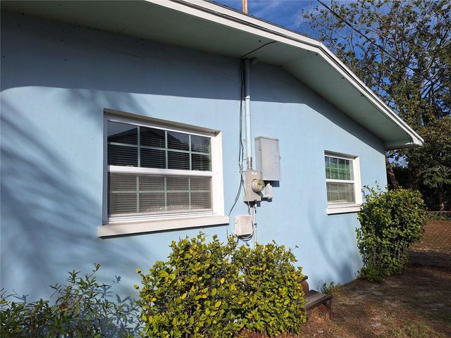 1719 CARDINAL DRIVE, Clearwater, FL 33759