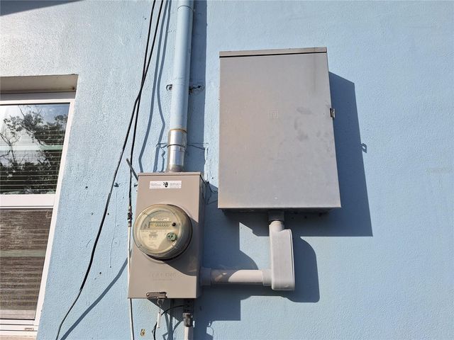 1719 CARDINAL DRIVE, Clearwater, FL 33759