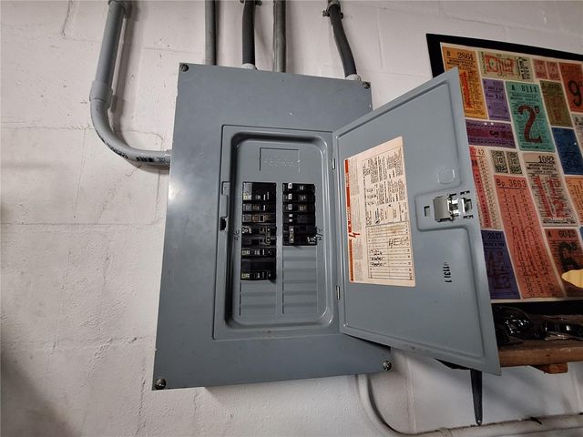 1719 CARDINAL DRIVE, Clearwater, FL 33759