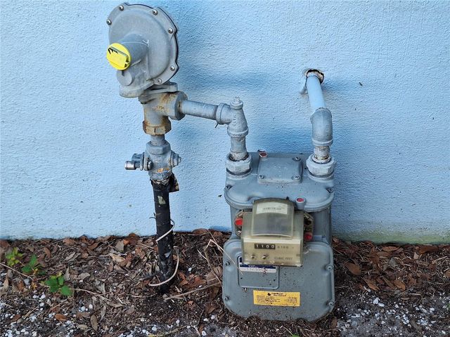 1719 CARDINAL DRIVE, Clearwater, FL 33759