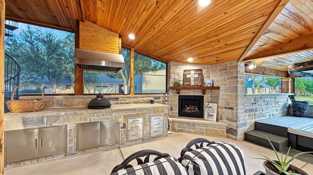 5408 Wedgefield Road, Granbury, TX 76049