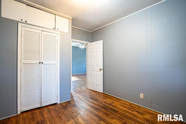 1500 N 13TH Street, Herrin, IL 62948