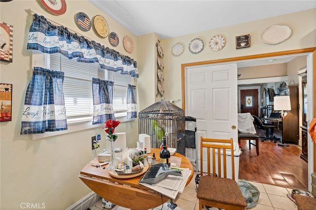 712 E Washington Ave, Orange, CA 92866