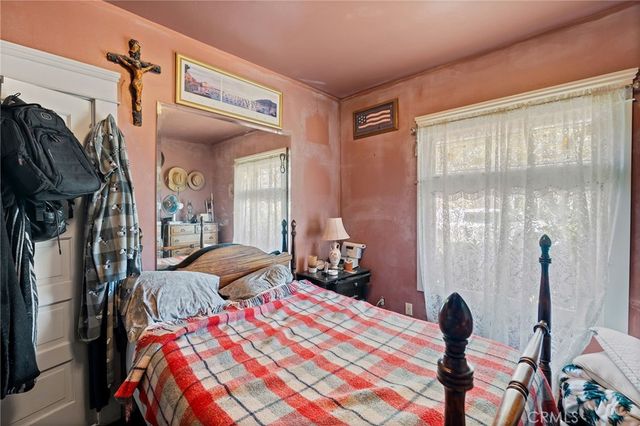 712 E Washington Ave, Orange, CA 92866