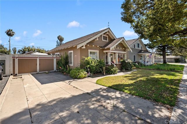 712 E Washington Ave, Orange, CA 92866