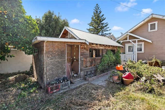 712 E Washington Ave, Orange, CA 92866