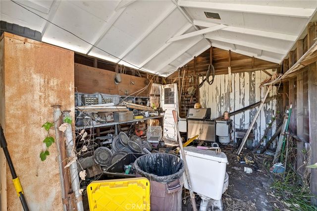 712 E Washington Ave, Orange, CA 92866