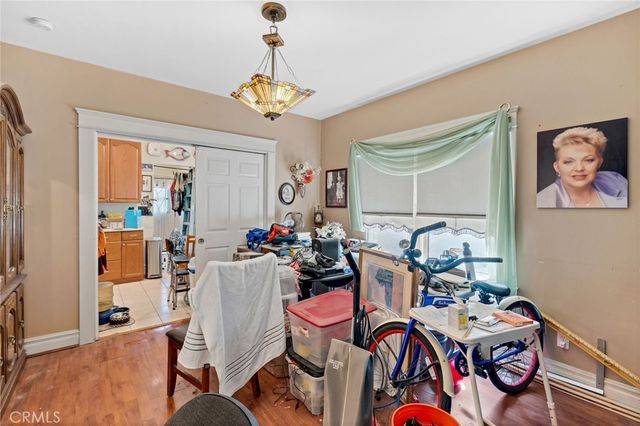 712 E Washington Ave, Orange, CA 92866