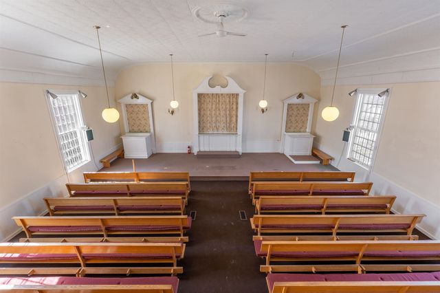 123 Main Street, Putney, VT 05346