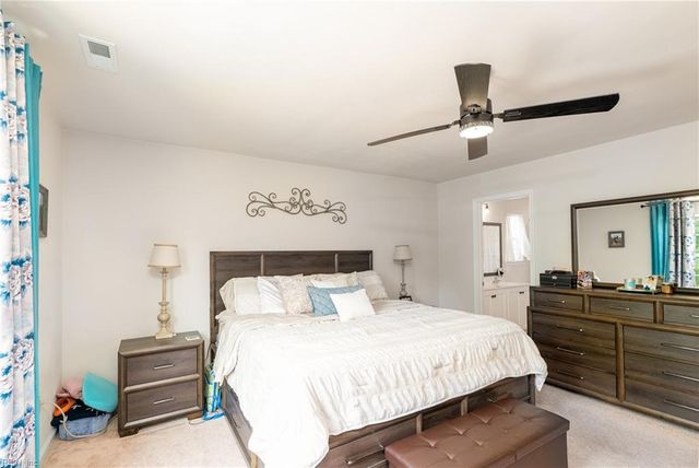 1215 Cleona DR, Chesapeake, VA 23324