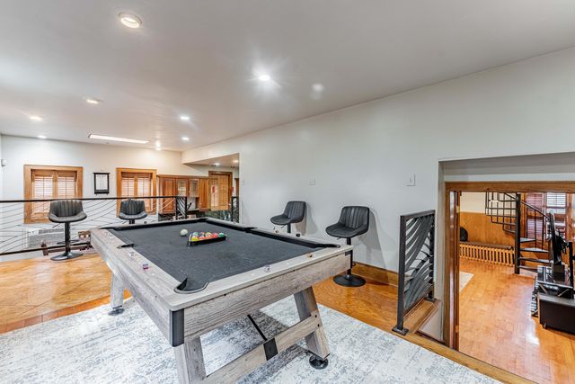 441 E 42nd Street, Chicago, IL 60653