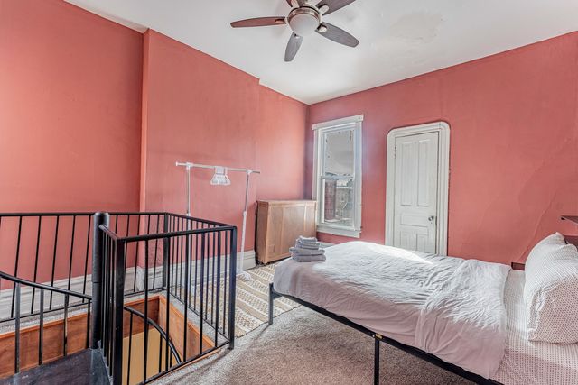 441 E 42nd Street, Chicago, IL 60653