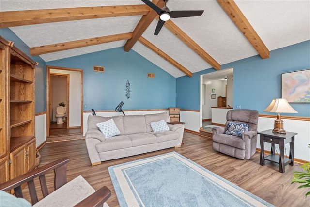444 Mc Ewen Drive, Webster, NY 14580