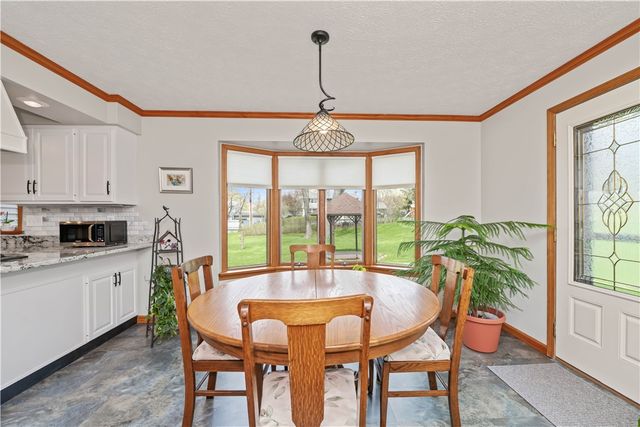 444 Mc Ewen Drive, Webster, NY 14580