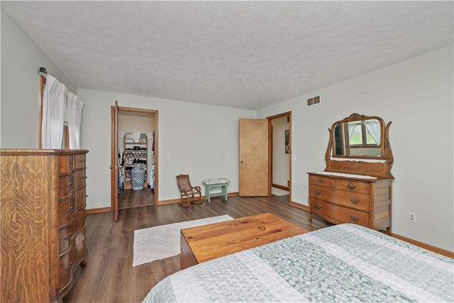 444 Mc Ewen Drive, Webster, NY 14580