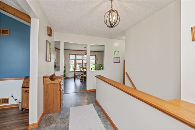 444 Mc Ewen Drive, Webster, NY 14580