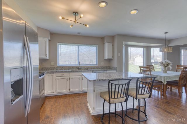 2483 Carriagegate Lane, Deerfield Twp., OH 45039