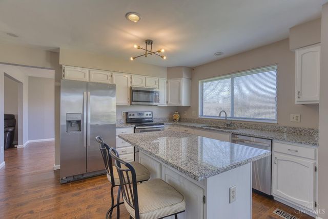 2483 Carriagegate Lane, Deerfield Twp., OH 45039