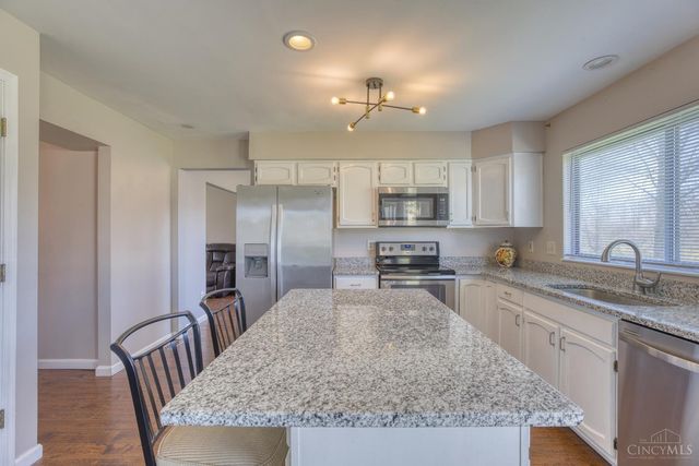 2483 Carriagegate Lane, Deerfield Twp., OH 45039