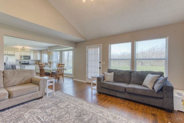 2483 Carriagegate Lane, Deerfield Twp., OH 45039