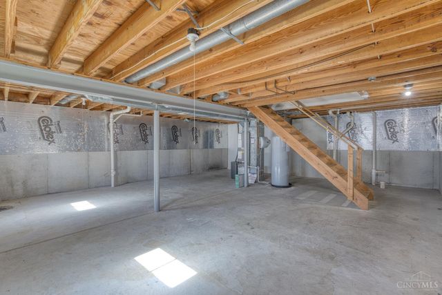 2483 Carriagegate Lane, Deerfield Twp., OH 45039