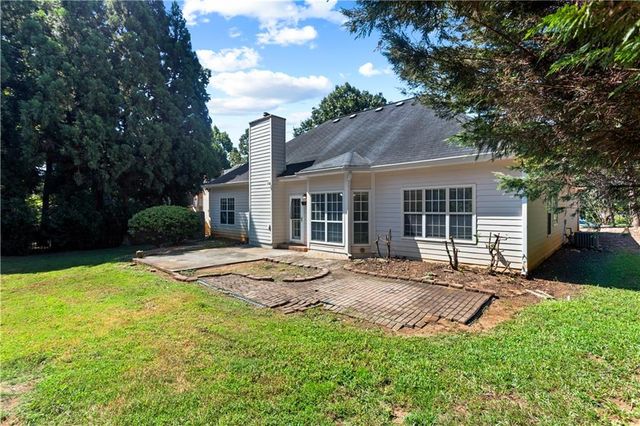 965 Dogwood Park Drive, Lawrenceville, GA 30046