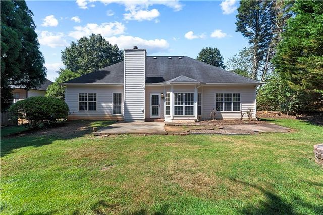 965 Dogwood Park Drive, Lawrenceville, GA 30046