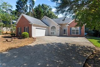 965 Dogwood Park Drive, Lawrenceville, GA 30046