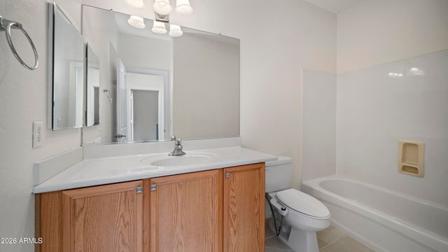 6710 E UNIVERSITY Drive 124, Mesa, AZ 85205