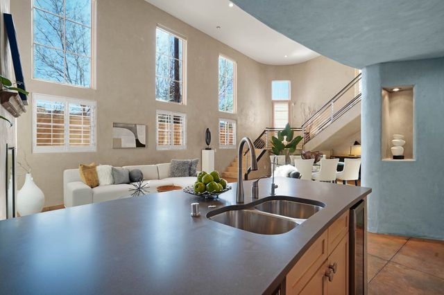 998 Old Pecos Trail, Santa Fe, NM 87505