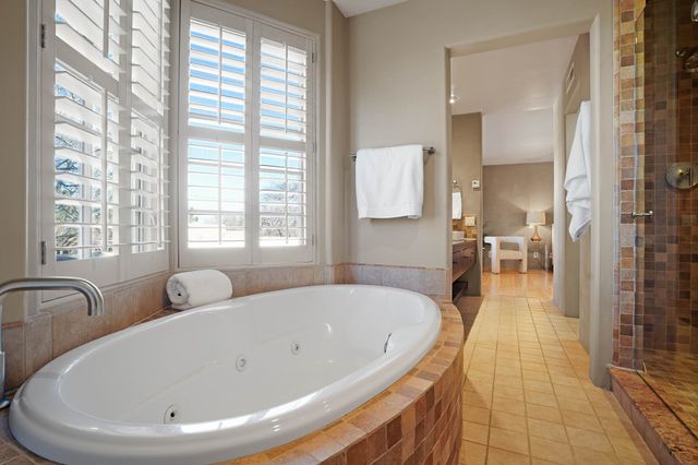 998 Old Pecos Trail, Santa Fe, NM 87505